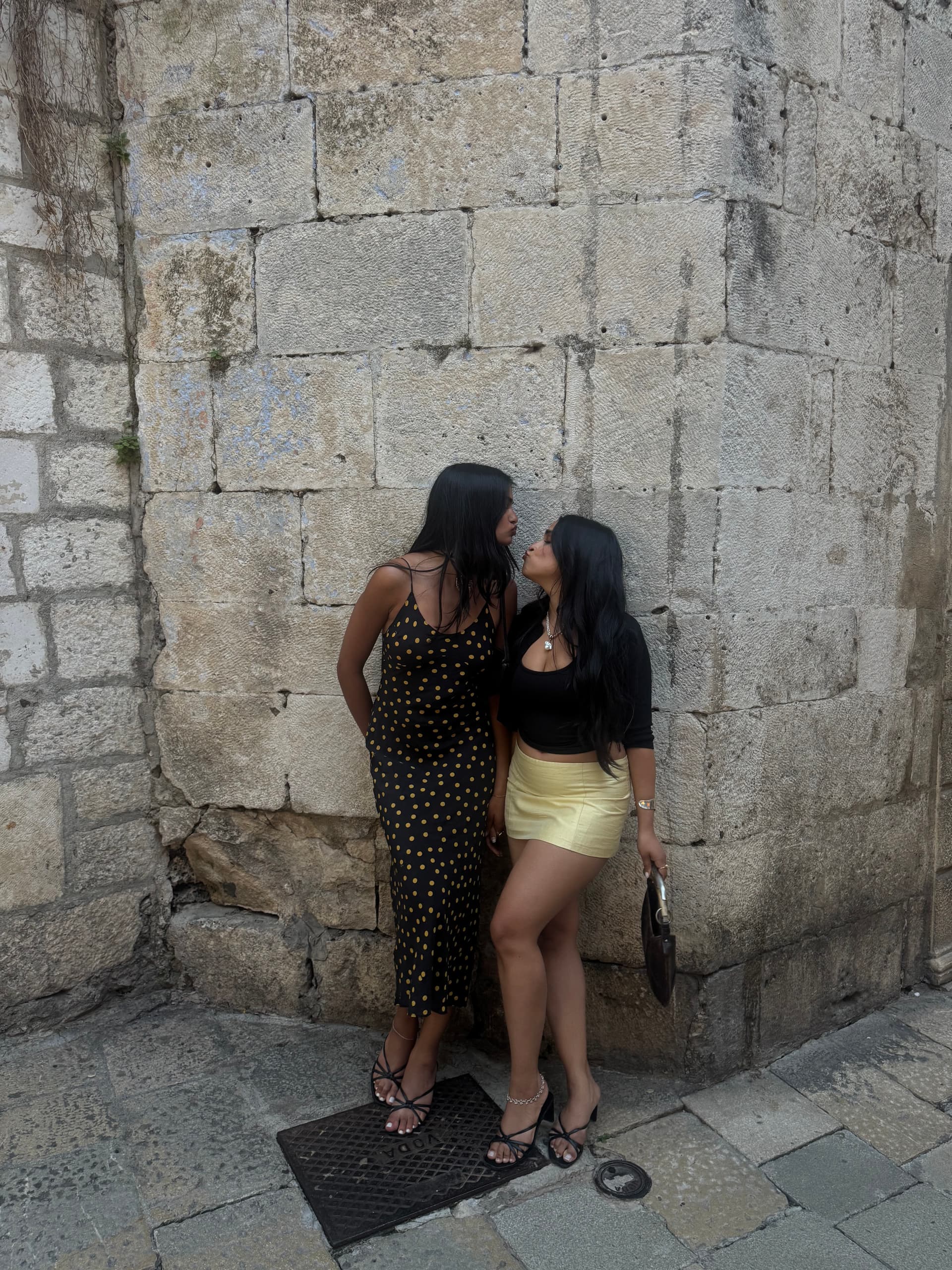 Anika and Savera, co-founders of Mirra